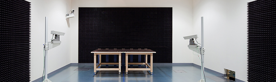 RIKEN_Electromagnetic_Anechoic_Chamber_for_In-car-Devices